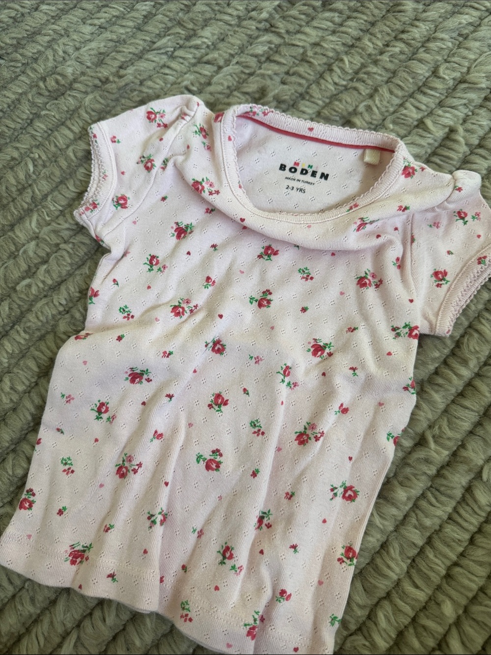 Boden Pink Floral Short Sleeve Tee with Puff Sleeves